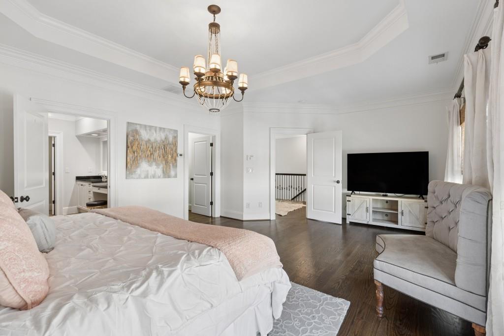 3585 Roxboro Road NE 6