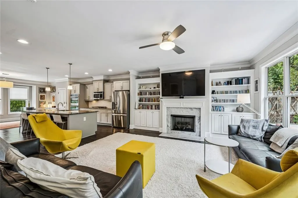 Atlanta, Georgia 30329, United States, 3 Bedrooms Bedrooms, ,4 BathroomsBathrooms,Residential,Active,216442