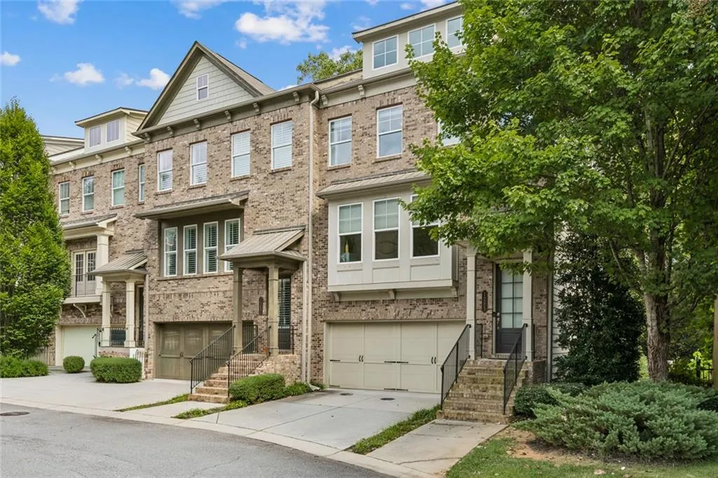 Atlanta, Georgia 30329, United States, 3 Bedrooms Bedrooms, ,4 BathroomsBathrooms,Residential,Active,216442