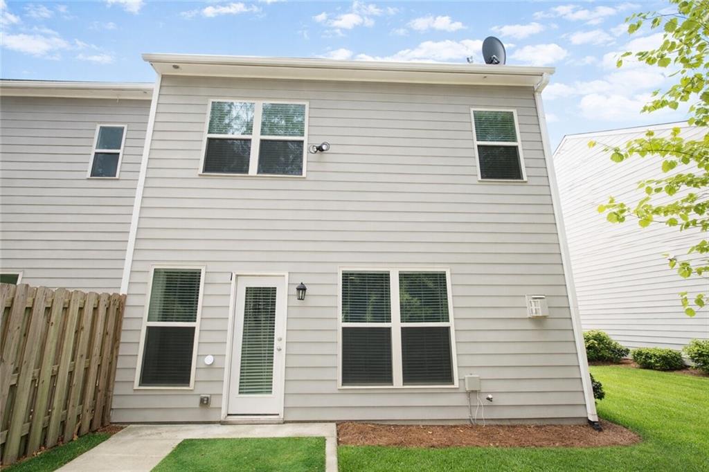 2431 Norwood Park Crossing