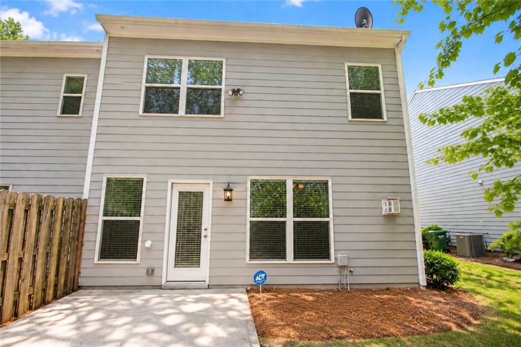 2431 Norwood Park Crossing
