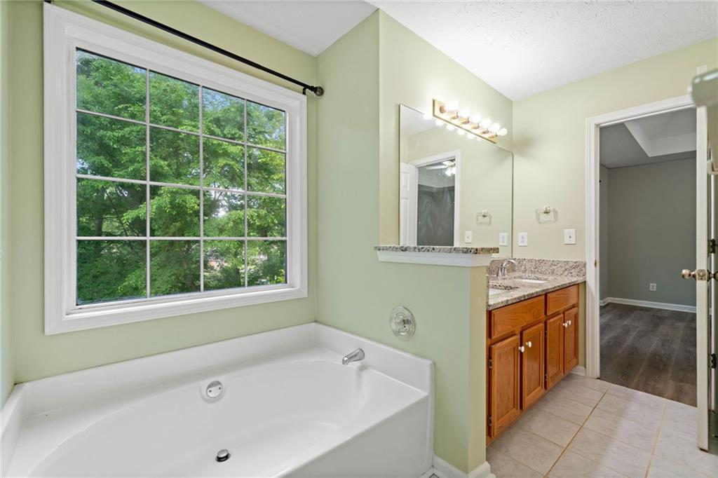 2114 Lindley Lane, Kennesaw, Georgia image 21