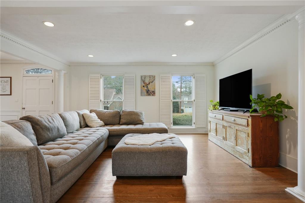 1059 Redstone Lane, Dunwoody, Georgia image 7