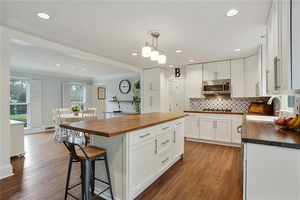 1059 Redstone Lane, Dunwoody, Georgia image 10