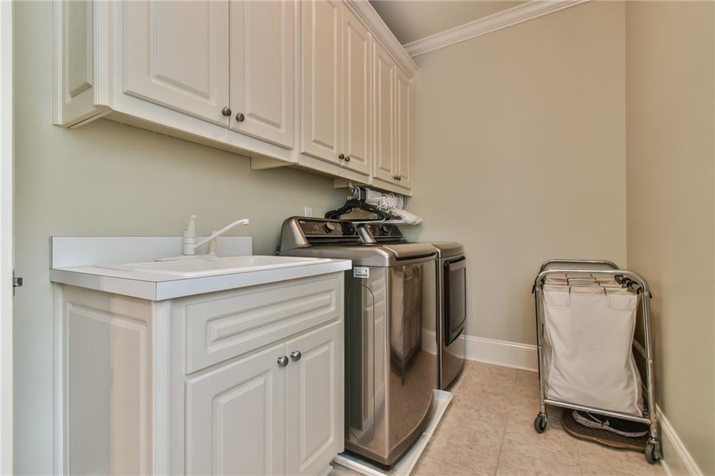 1145 River Laurel Dr, Suwanee, GA, 30024, USA, 5 Bedrooms Bedrooms, ,5 BathroomsBathrooms,Residential,Active,1145 River Laurel Dr,7792582