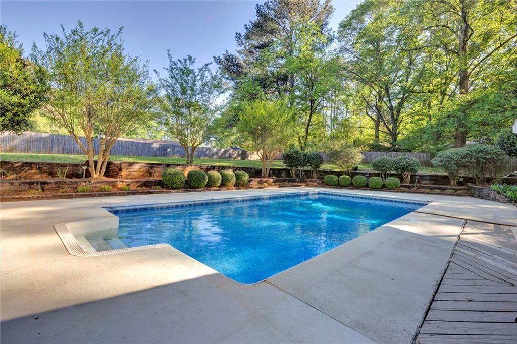 885 Havenridge Drive SW