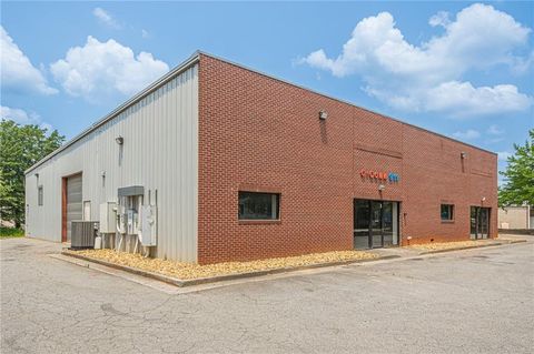 2600 Mathews Street SE Smyrna GA 30080