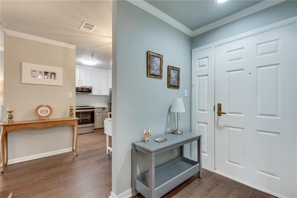 1800 Clairmont Lake A625