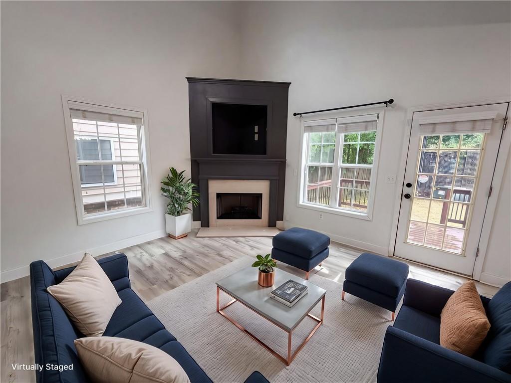 2559 Oakleaf Ridge