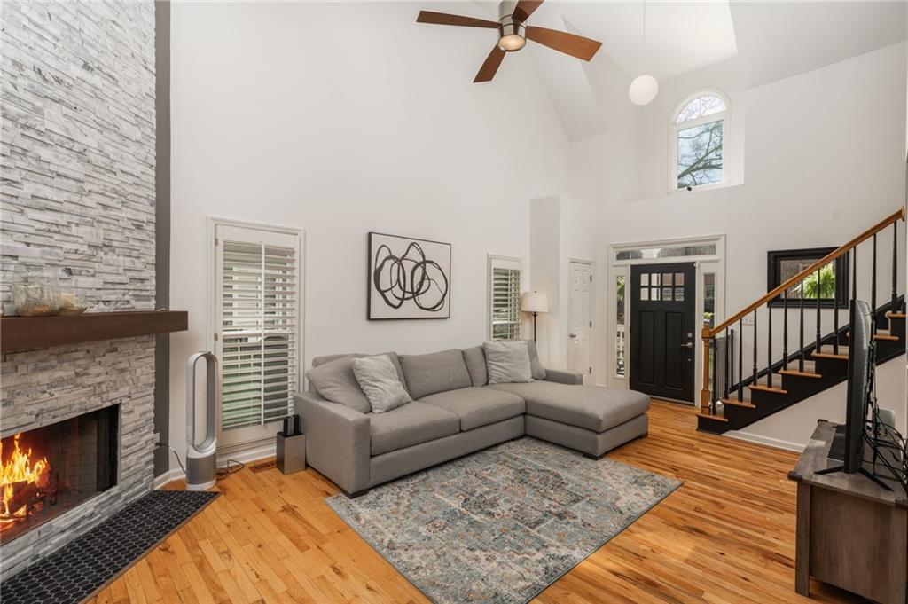 1190 Standard Drive NE