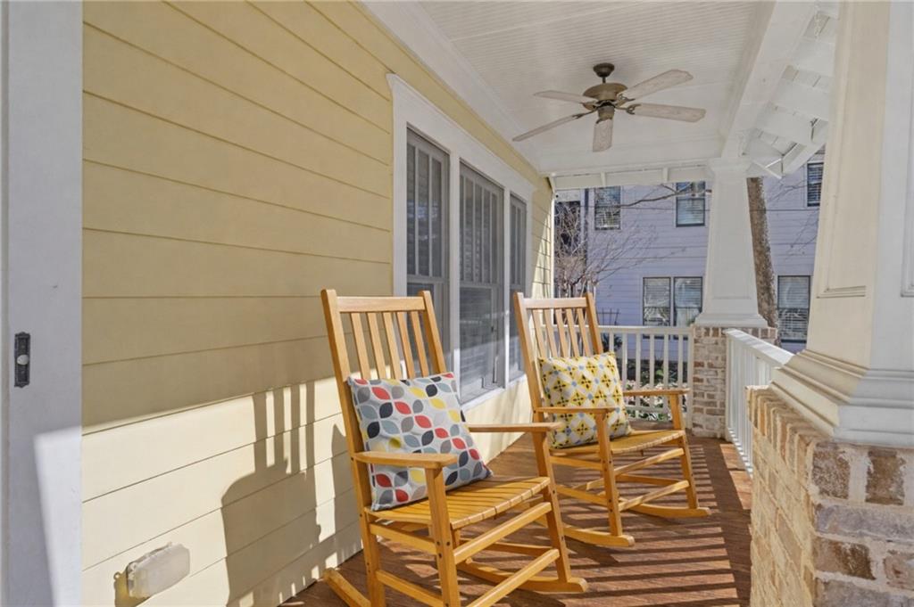 958 Mercer Street SE