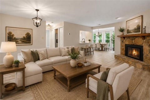 Condo For Sale - 2214 Lake Pointe Circle<br/> Roswell, GA 30075