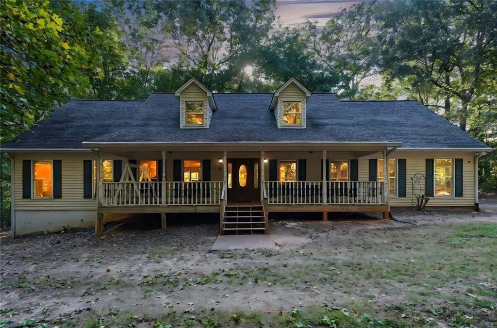 330 Curtis Road W
