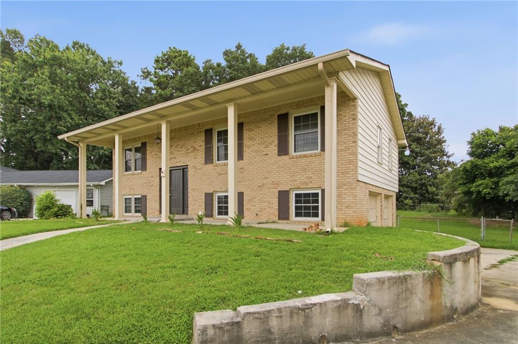 2442 Wakefield Cove