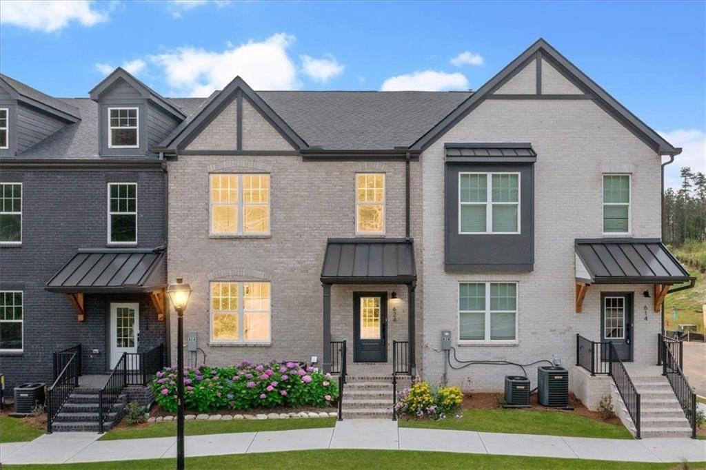 624 Oakleaf Grove Lane