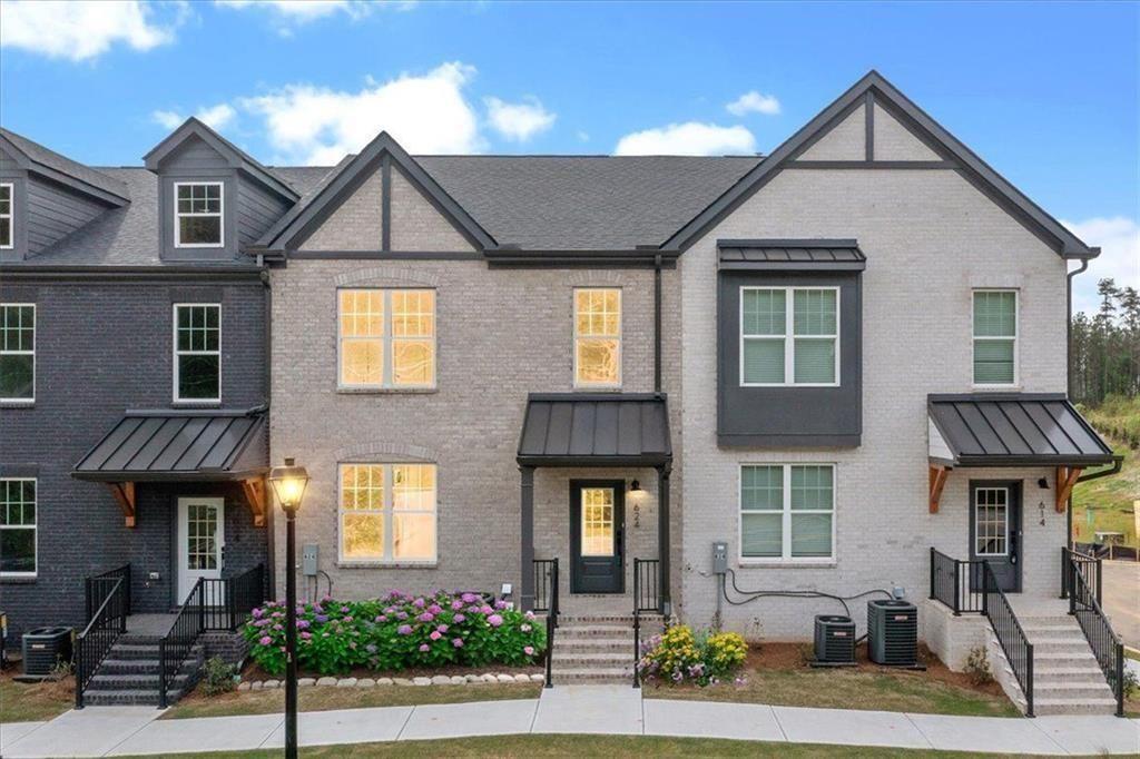 624 Oakleaf Grove Lane