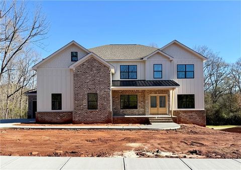 A home in Hoschton