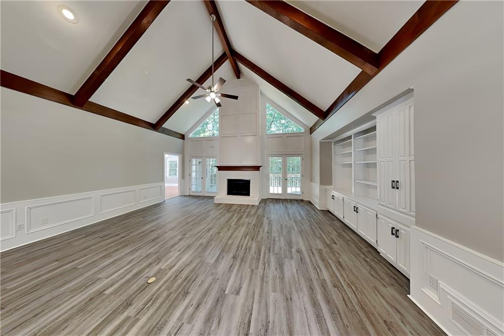 250 Shadowledge Lane