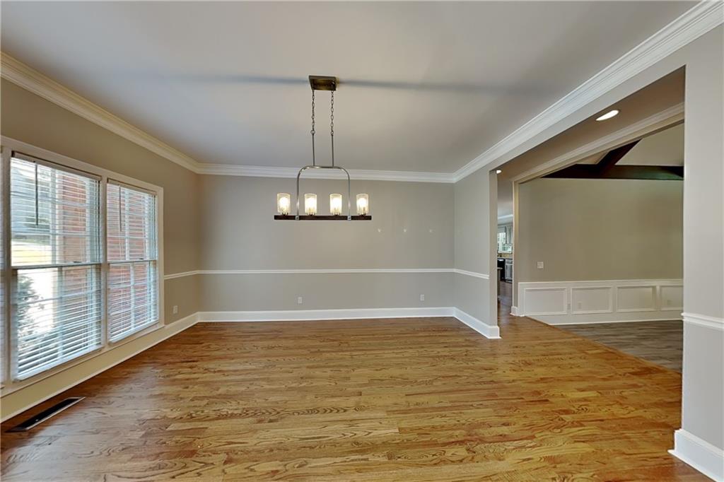 250 Shadowledge Lane