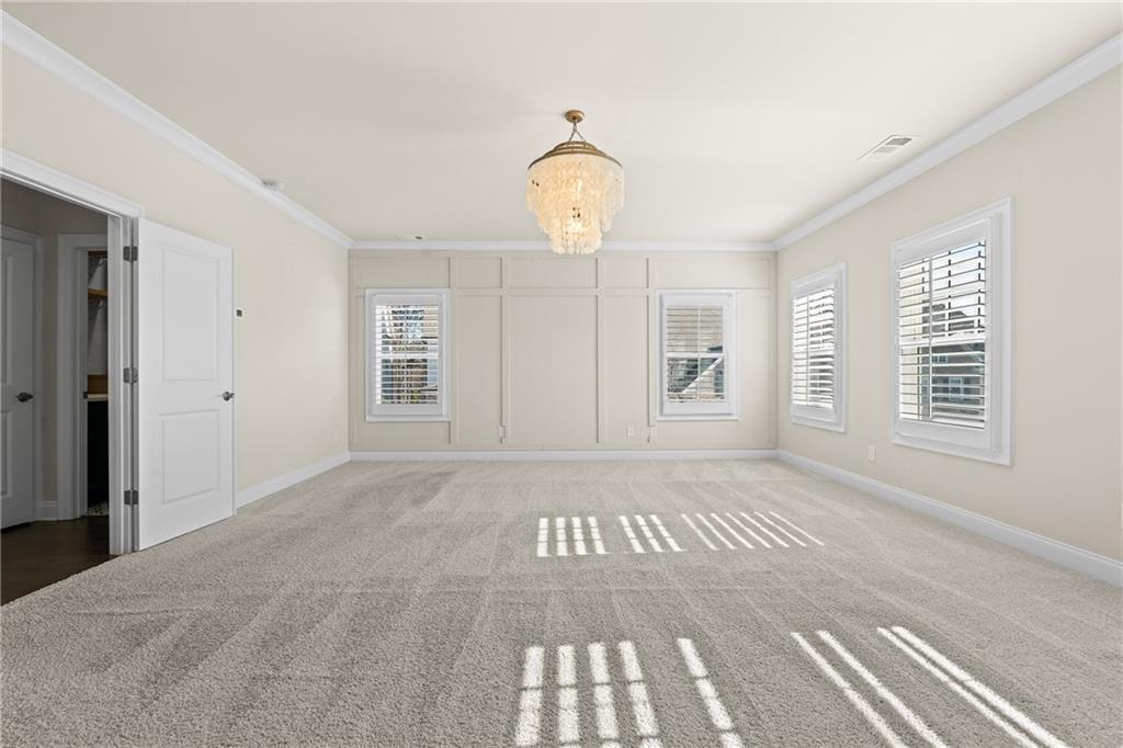 560 Hannaford Walk