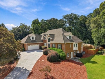 1251 Bridgewater Walk Snellville GA 30078