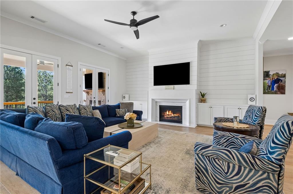 Buford, Georgia, 30518, United States, 4 Bedrooms Bedrooms, ,5 BathroomsBathrooms,Residential,Active,2038134