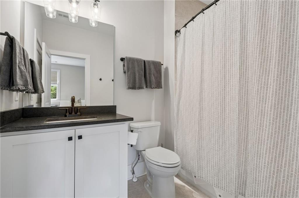 Buford, Georgia, 30518, United States, 4 Bedrooms Bedrooms, ,5 BathroomsBathrooms,Residential,Active,2038134