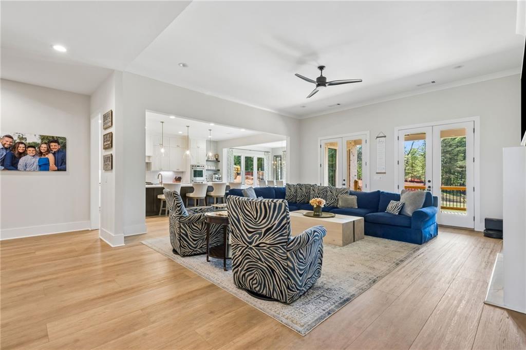 Buford, Georgia, 30518, United States, 4 Bedrooms Bedrooms, ,5 BathroomsBathrooms,Residential,Active,2038134