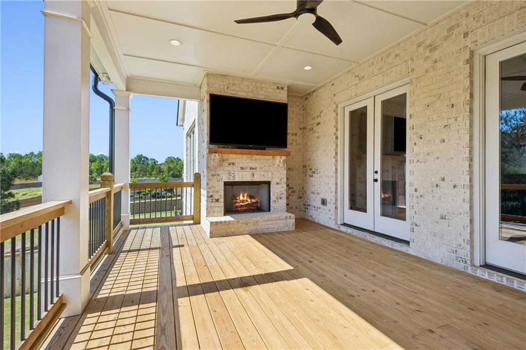 Buford, Georgia, 30518, United States, 4 Bedrooms Bedrooms, ,5 BathroomsBathrooms,Residential,Active,2038134