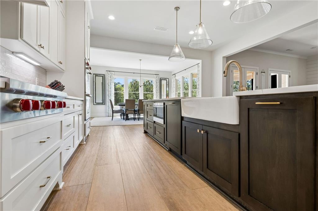 Buford, Georgia, 30518, United States, 4 Bedrooms Bedrooms, ,5 BathroomsBathrooms,Residential,Active,2038134