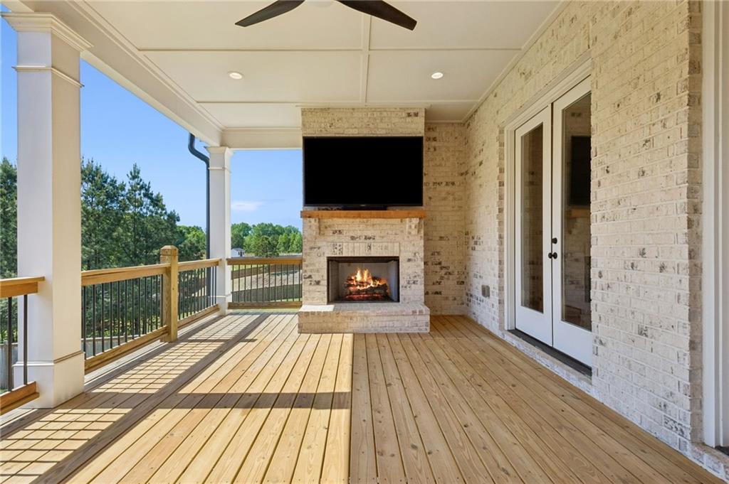 Buford, Georgia, 30518, United States, 4 Bedrooms Bedrooms, ,5 BathroomsBathrooms,Residential,Active,2038134