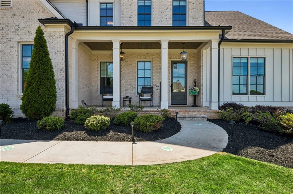 Buford, Georgia, 30518, United States, 4 Bedrooms Bedrooms, ,5 BathroomsBathrooms,Residential,Active,2038134
