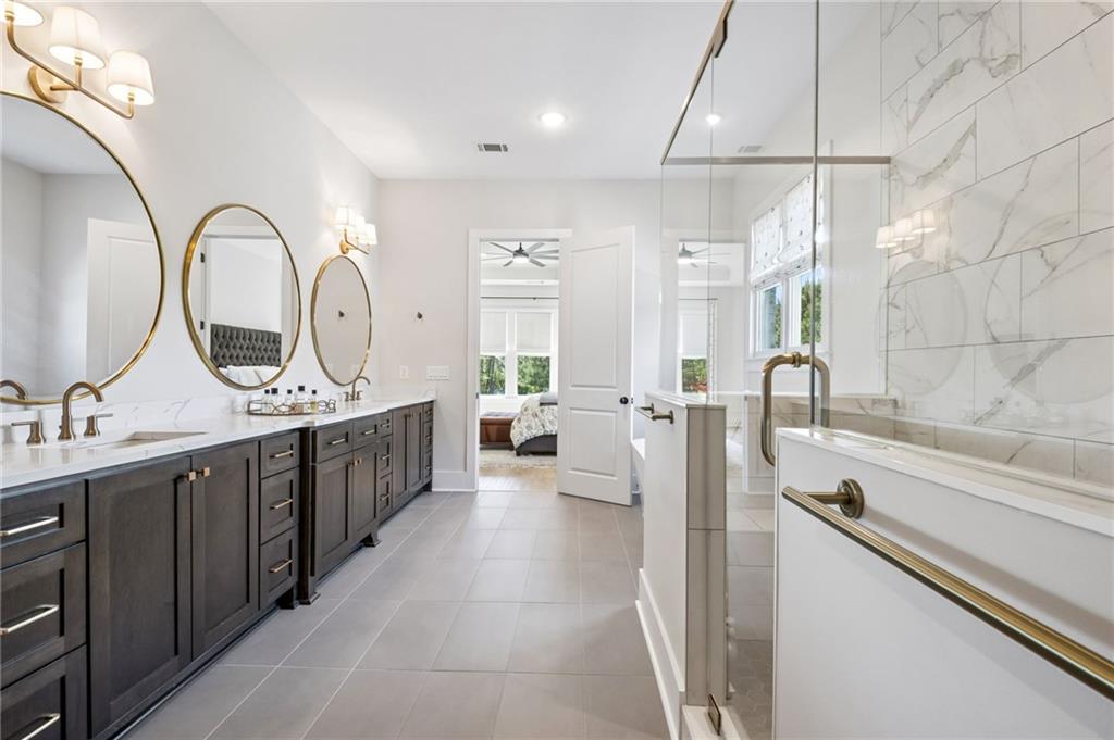 Buford, Georgia, 30518, United States, 4 Bedrooms Bedrooms, ,5 BathroomsBathrooms,Residential,Active,2038134
