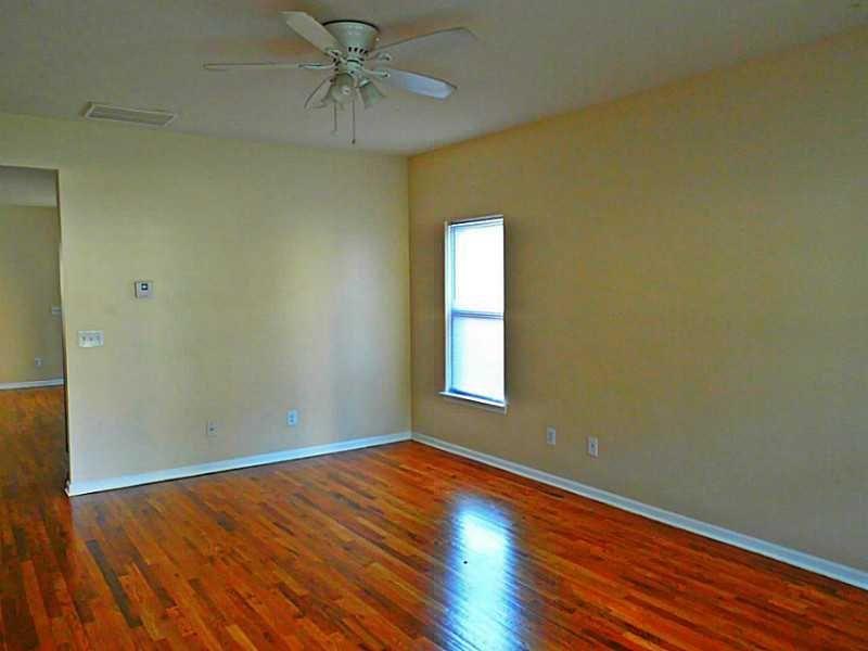 207 Brownlee Road, Atlanta, Georgia image 3