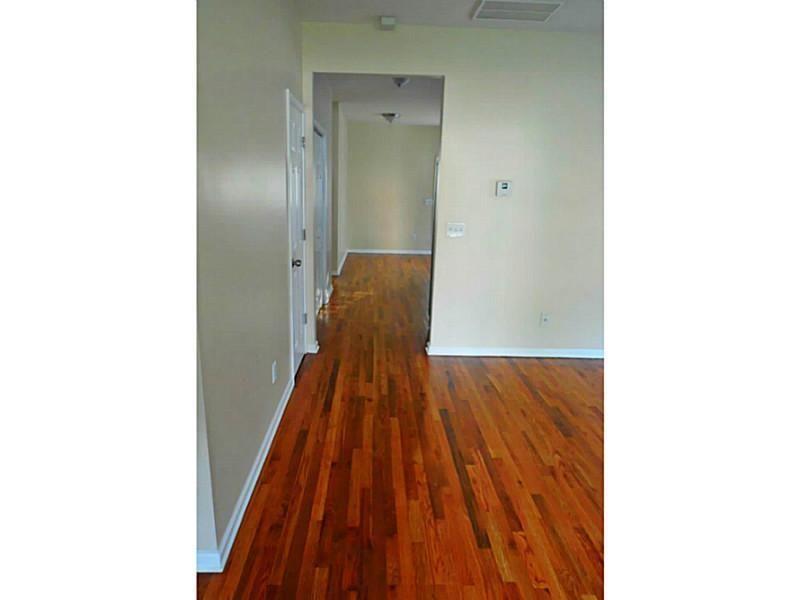 207 Brownlee Road, Atlanta, Georgia image 4