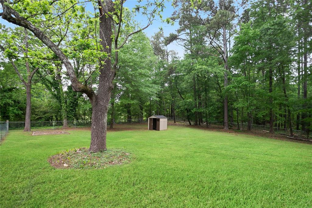 1830 Lost Mountain Road, Powder Springs, Georgia image 32