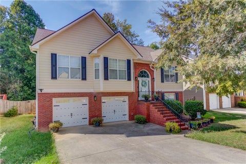 Homes For Sale - 244 Adams Lake Drive<br/> Lawrenceville, GA 30046