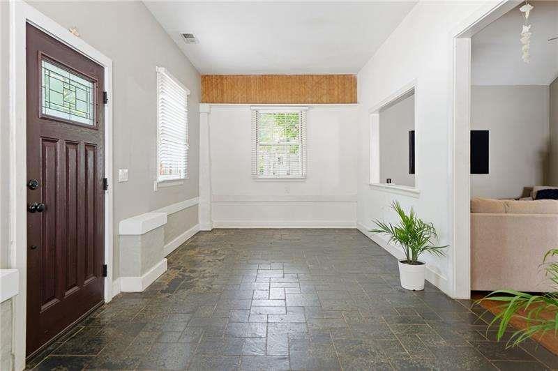 1072 Monroe Drive