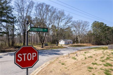 Single Family Residence in Villa Rica GA 141 Ledbetter Road 17.jpg