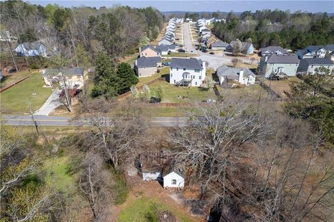 Single Family Residence in Villa Rica GA 141 Ledbetter Road 16.jpg