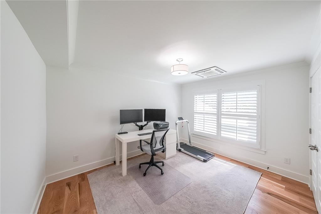 2668 Galahad Drive, Atlanta, Georgia image 35