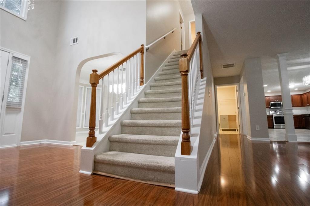 1729 PINEHURST VIEW Court