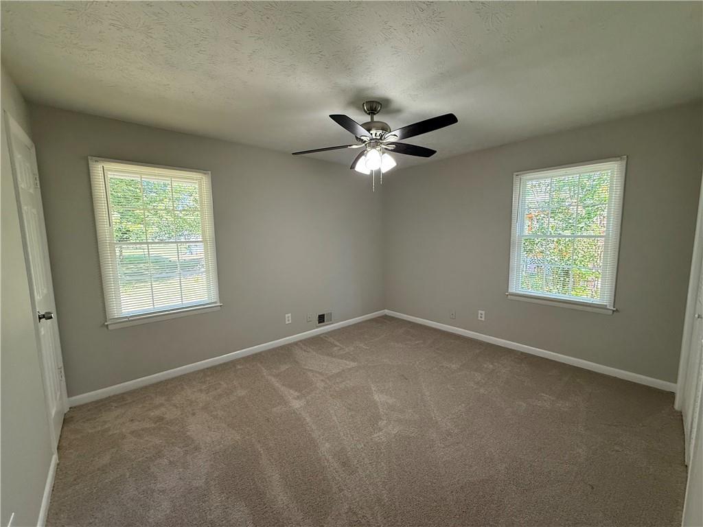 2266 Eastgate Drive, Snellville, Georgia image 27