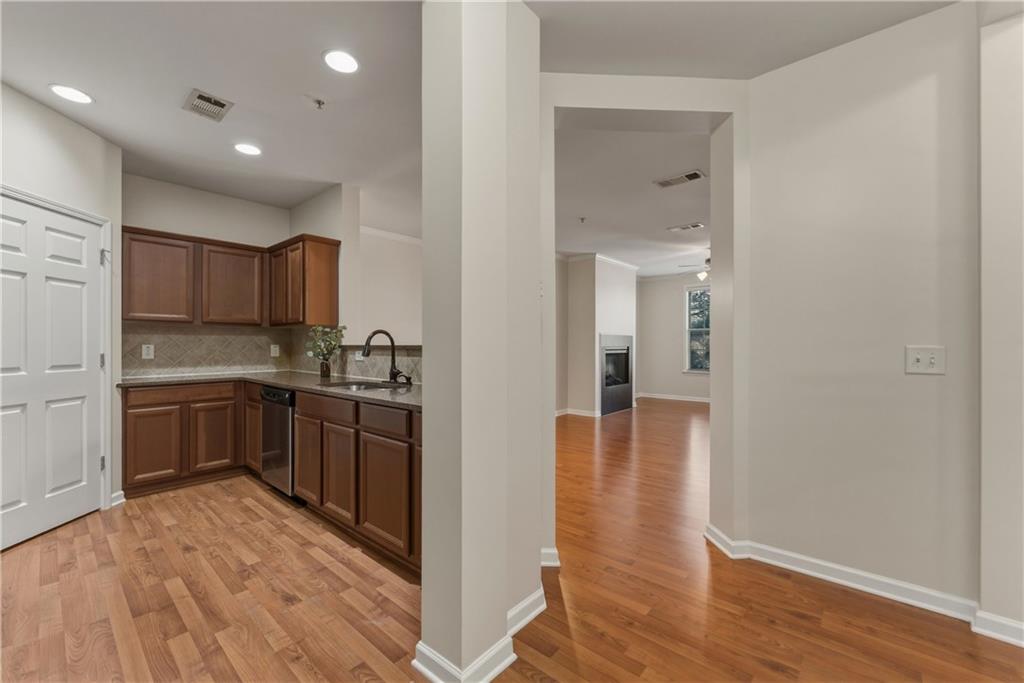 4805 W Village Way SE 3204