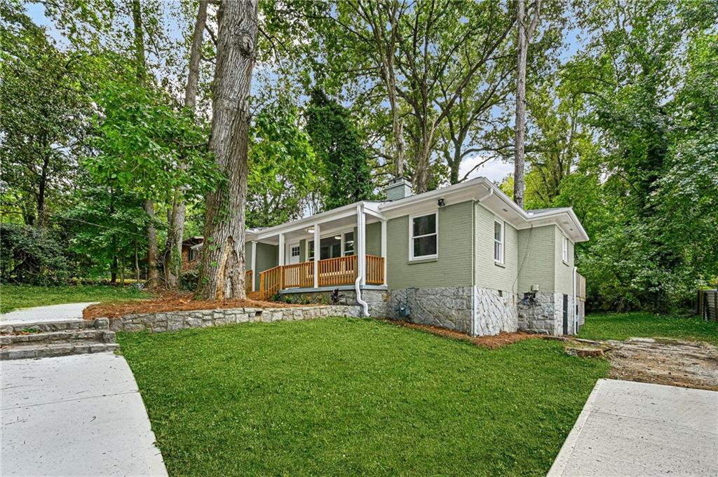 2580 Cascade Road SW