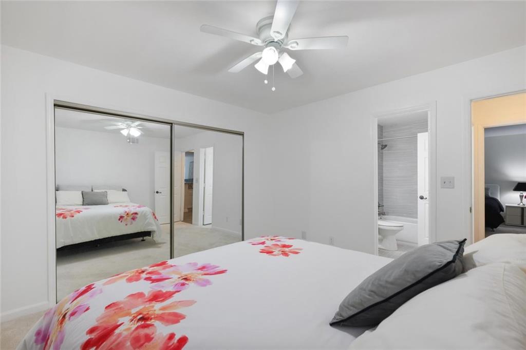 RIVERMONT VILLAGE - Residential