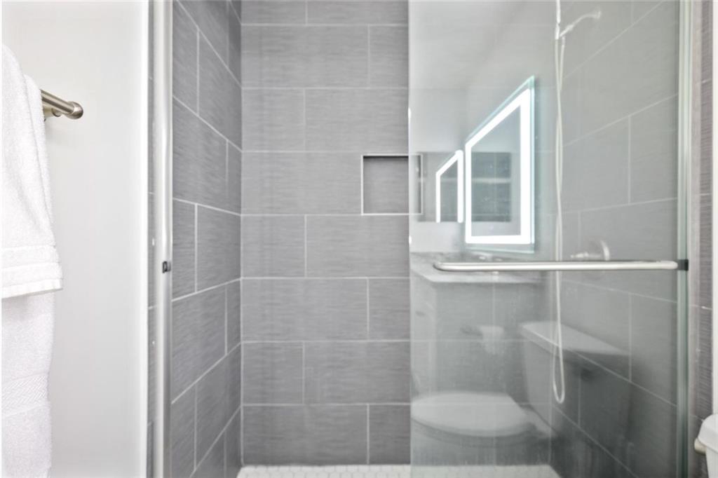 RIVERMONT VILLAGE - Residential