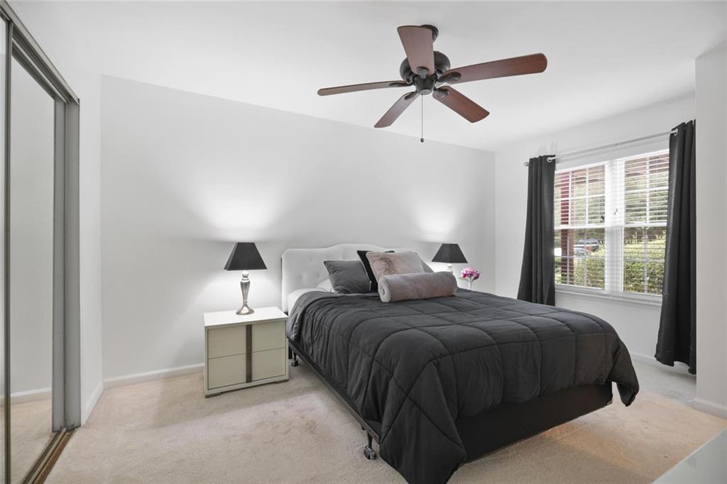 RIVERMONT VILLAGE - Residential