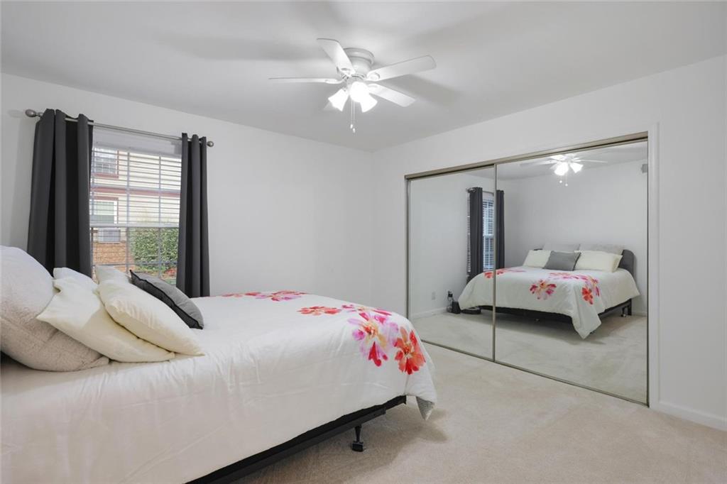 RIVERMONT VILLAGE - Residential