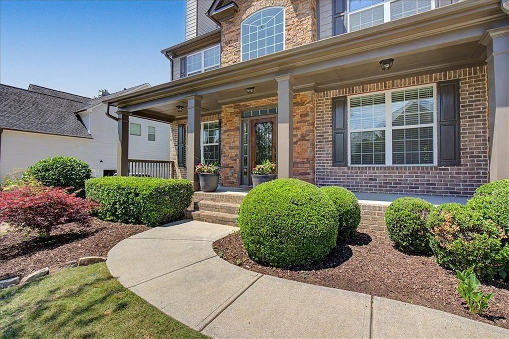 122 Lakestone Parkway